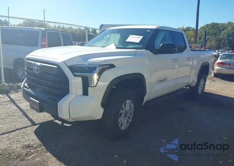 2025 Toyota Tundra Sr5 4Wd z USA, uszkodzony, nr VIN 5TFLA5DA5SX316224